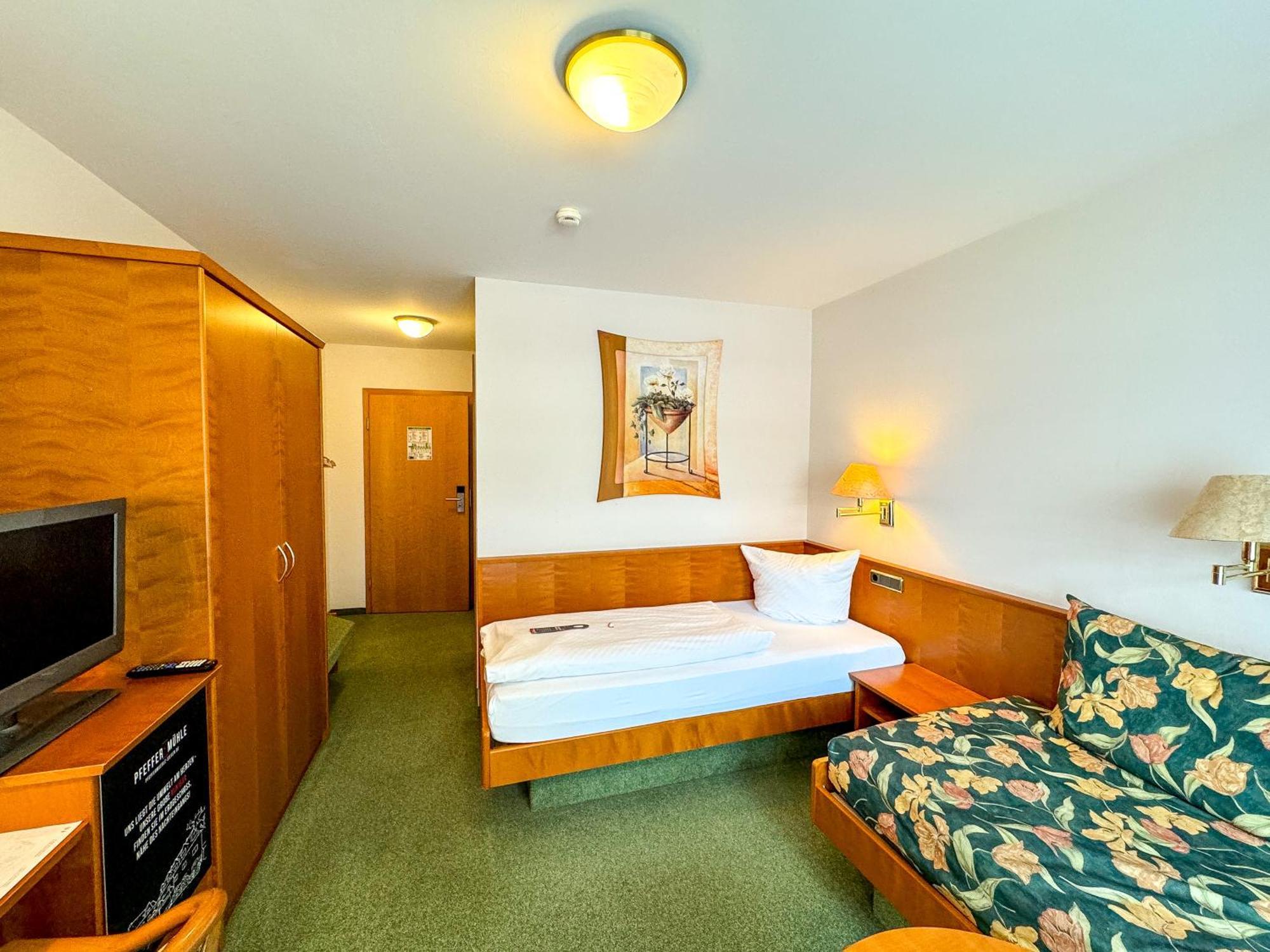 Hotel Pfeffermuehle Siegen Exteriör bild